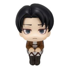 Attack on Titan Look Up PVC Statue Levi 11 cm  